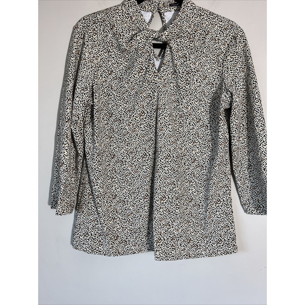 J Mclaughlin Womens Twist Neck Top Size Medium Catalina Cloth Keyhole 3/4 Sleeve